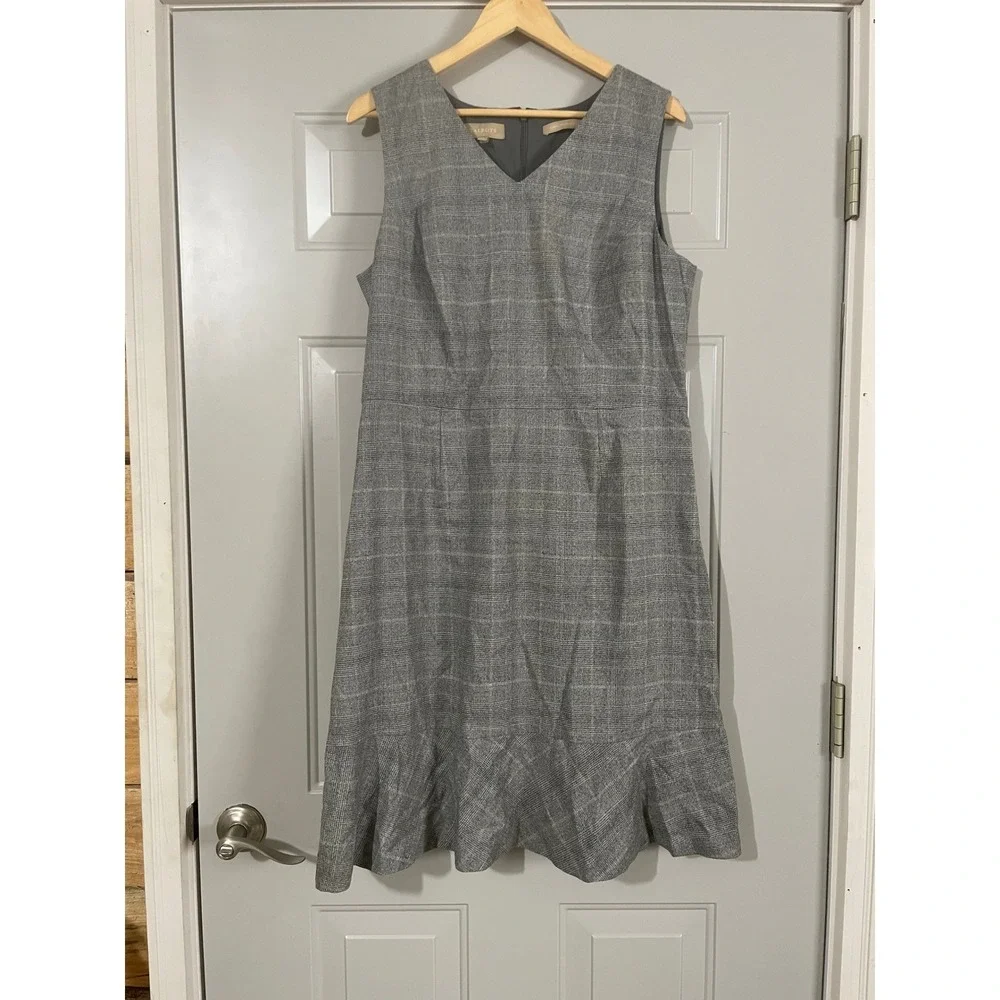 Talbots Plaid Sheath Dress Womens 16 Grey Excellent‎ Italian Wool Blend Flounce